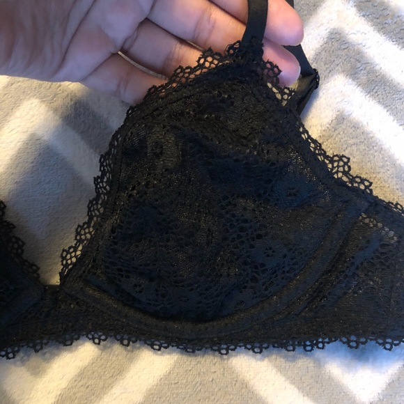 🎁3/$22 NWT Black Victoria’s Secret Lace Bralette - Picture 5 of 7